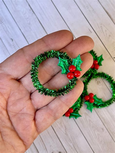 One Miniature Christmas Wreath Tinsel Wreath Dollhouse Minis