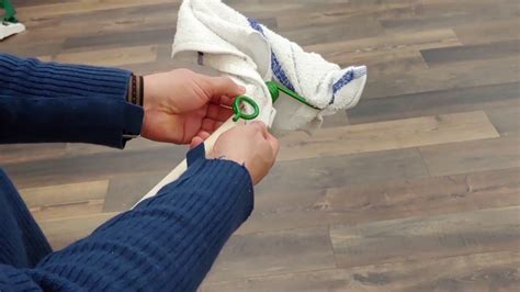 How To Put A Cloth On A Quick Loop Mop Youtube