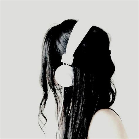 Pin By ˏˋ Jill ˊˎ On Aesthetic Pics Girl With Headphones Music