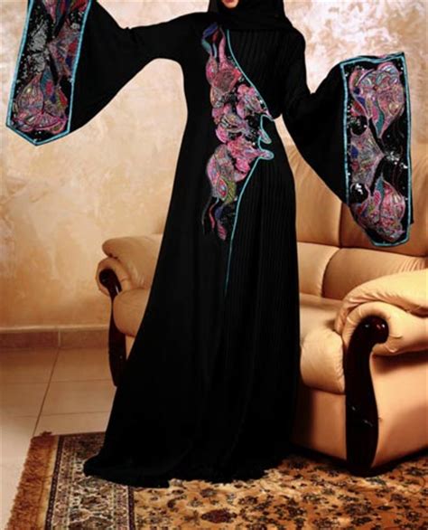 Encontre imagens stock de burka umbrella em hd e milhões de outras fotos, ilustrações e imagens vetoriais livres de direitos na coleção da shutterstock. Latest Saudi Abaya Designs Stylish Collection of Black Burqa