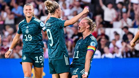 finland 0 3 germany dominant win completes perfect group campaign uefa women s euro