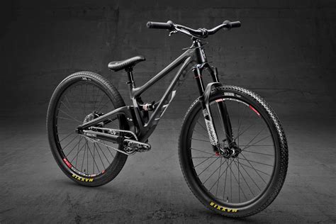 Ultra Limited Edition Yt Play Carbon Full Suspension Slopestyle