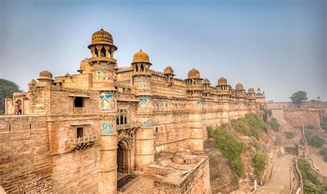 Top 5 Must Visit Historic Monuments In North India