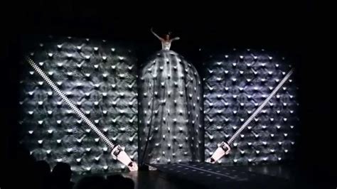 Mapping Rinascimento Fashion Show Fw 1415 Promo Projection Mapping