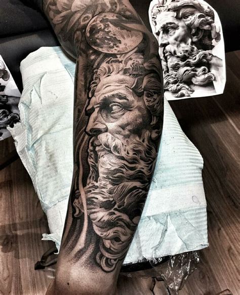 Pin De Vitor Mendon A Em Tatuagens Tatuagem Zeus Ideias De Tatuagens