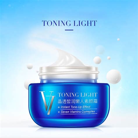New V7 Whitening Face Cream Day Cream Brighten Concealer Freckle
