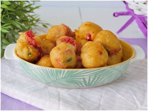 Maybe you would like to learn more about one of these? Frittelle al pomodoro | Ricetta | Ricette di cucina, Idee ...