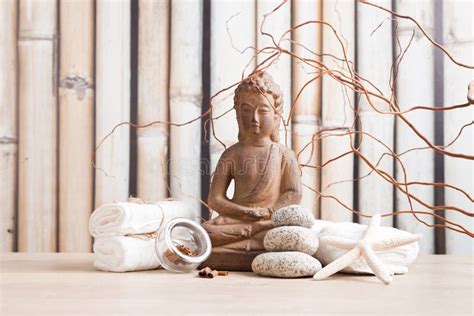 Spa Meditation Aromatherapy Stock Image Image Of Feng Reflection