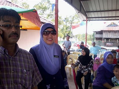 Perbarisan rumah sukan rumah merah mp3 & mp4. BLOG RASMI SK SIMPANG EMPAT ALOR GAJAH MELAKA: Kejohanan ...