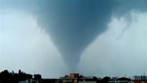 Caught On Camera Tornado Strikes Near Venice Italy Nbc News