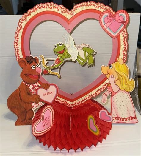 Vintage Hallmark Jim Hensons Muppets Valentines Centerpiece Honeycomb