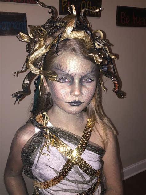 Diy Medusa Costume Halloween Party Ideas Costumes Decor And Food