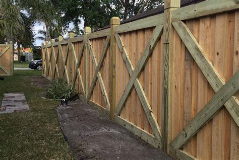 Cross Frame Privacy Fence Orlando Fl Mossy Oak Fences