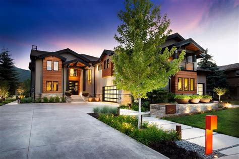 Top 5 Features Of Modern Mountain Design Hgtv Curb Appeal In