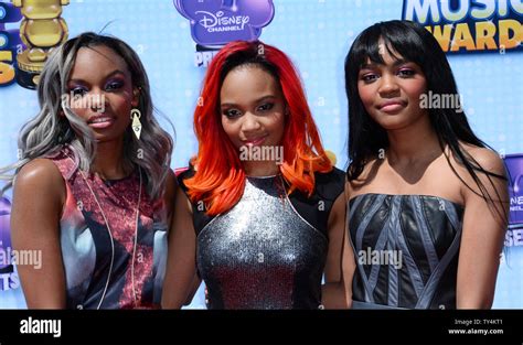 China Anne Mcclain And Lauryn Mcclain Hi Res Stock Photography And