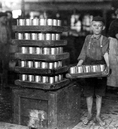 Aber es besteht für mich kein zweifel, dass wir geradewegs auf einen bewaffneten konflikt innerhalb der vereinigten staaten von amerika. 23 verstörende Bilder aus der Zeit, als Kinderarbeit in ...