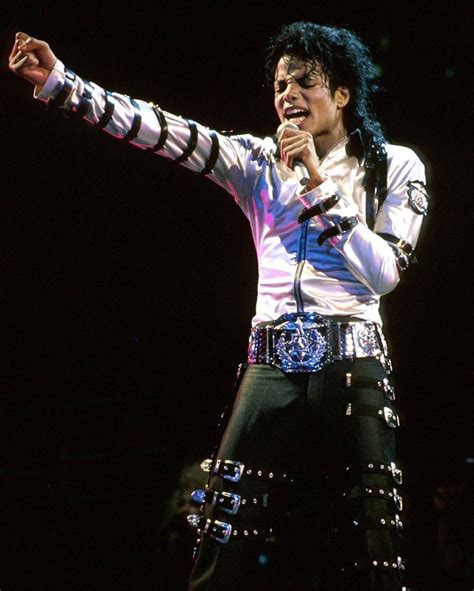Michael's dangerous tour was the biggest tour any performer had done in history, breaking his own record from the preceding bad tour. the incredible staging took nearly three days to set up, and 20 trucks of equipment were shipped between countries on cargo planes, making headlines everywhere. Michael Jackson Bad Tour - Michael Jackson Photo (39070526) - Fanpop