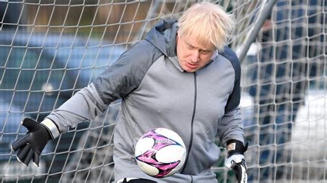 An 365 tagen im jahr, rund um die uhr aktualisiert, die wichtigsten news auf tagesschau.de WM 2030 in Großbritannien? „Die Heimat des Fußballs ...