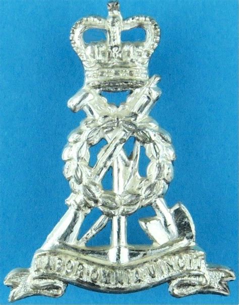 Royal Pioneer Corps Old Pattern 1952 1985 Officers Cap Badge Badge