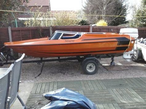Plancraft Stingray 14ft Speedboat With Engine Trailer And Cover In