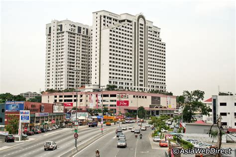 It's been a while since i last updated my blog, so guess i'll be doing multiple updates all in one. Kuala Lumpur Guide - Kuala Lumpur Guide