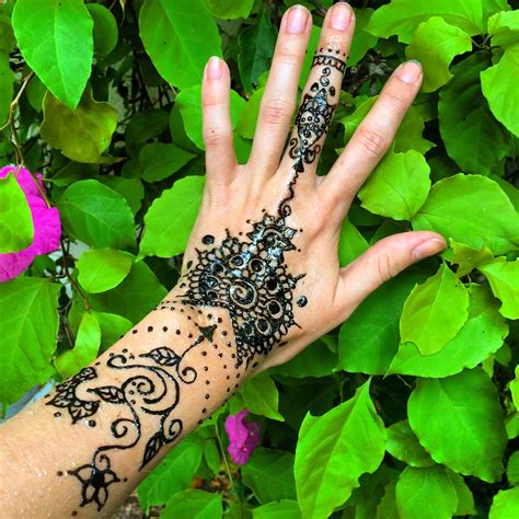 Trending Mehndi Designs 50 Latest Henna Tattoo Ideas For 2019