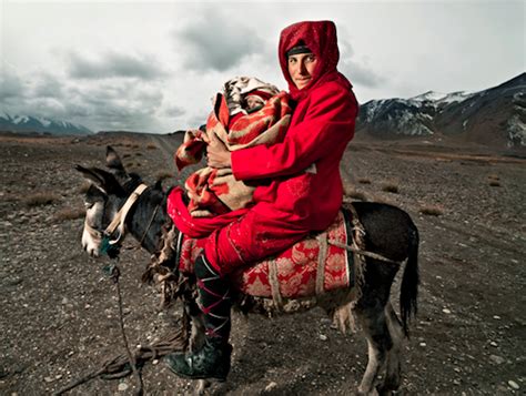 XinZhao Li Snaps Rare Photos of Remote Tajik People in China | Green