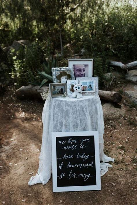 15 Wedding Memorial Table Decoration Ideas for Those Who Are Forever in