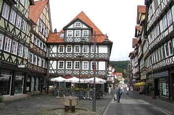 Ein großes angebot an mietwohnungen in hannoversch münden finden sie bei immobilienscout24. Quermania - Hann. Münden - Fachwerkhäuser - Lange Straße ...