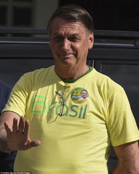 Fear Of Chaos If Brazils Far Right President Bolsonaro Loses Tonights