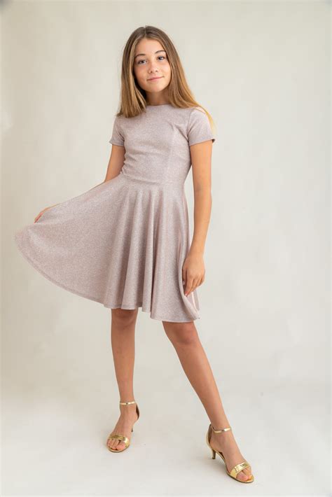 Tween Girls Champagne Glitter Short Sleeve Dress In Longer Length Un