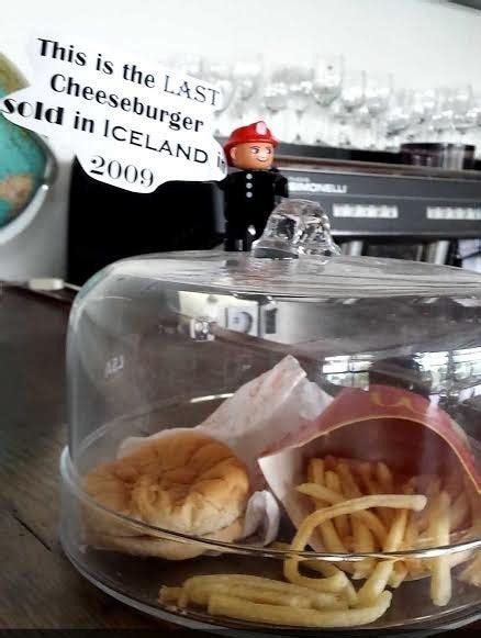 The Last Mcdonalds Burger Sold In Iceland Op Pics
