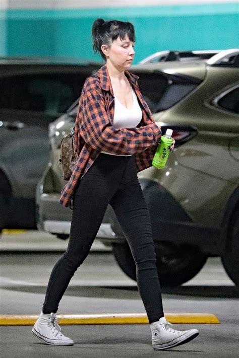 AMANDA BYNES Out and About in Los Angeles 01/26/2023 – HawtCelebs