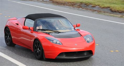 The Worlds Only Electric Sports Car 2010 Tesla Roadster