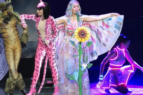 katy perry s crazy costumes from catsuits to cleopatra she s just one big style experiment