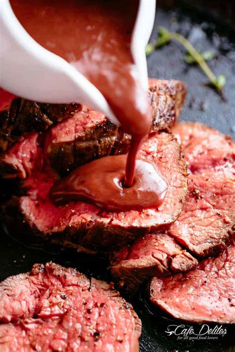 Orange sauce sobre dulce y salado. Roast Beef Tenderloin - Cafe Delites