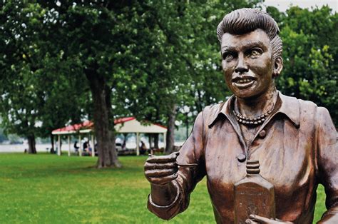 Lovely Lucille Ball Statue Replaces “scary Lucy” In Hometown Park