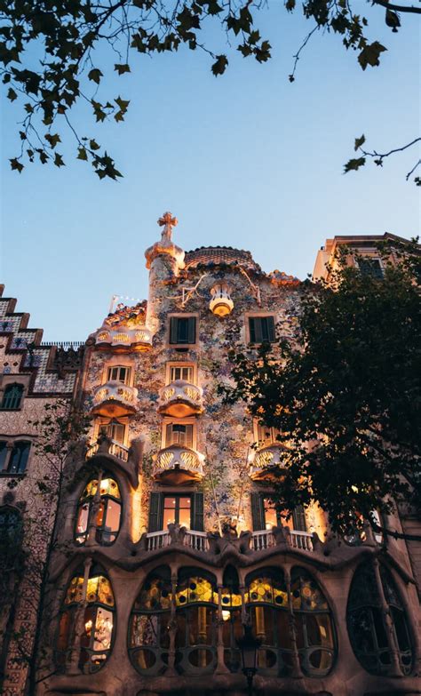 50 Helpful Barcelona Travel Tips And Tricks Must Knows Before You Visit