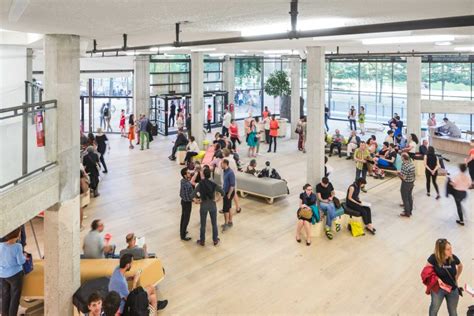 As ceo of johan bruyneel sports management, johan leads a full service sports marketing and management company. JOHAN BRUNEL DESIGN