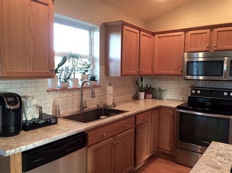 Maybe you would like to learn more about one of these? 29 Fantastic Kitchen Backsplash Ideas With Oak Cabinets ...