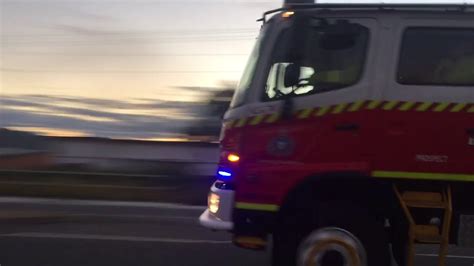 Tasmania Fire Service Responding Prospect 31 Youtube