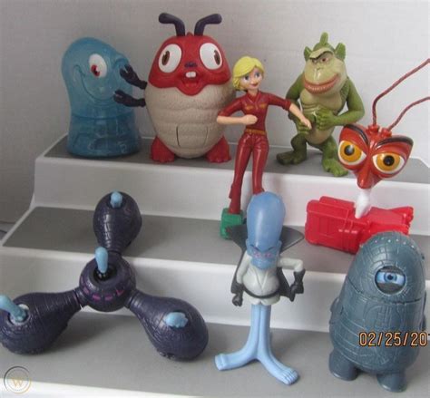 New Complete Set 2009 Monsters Vs Aliens Mcdonalds Toy Susan Link Bob