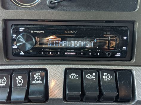 Customer Reviews Sony Dsx Gs80 Digital Media Receiver Does Not Play