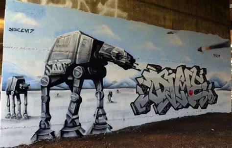 Mysterious Star Wars Graffiti Brightens Up Dark Side Of Woodley