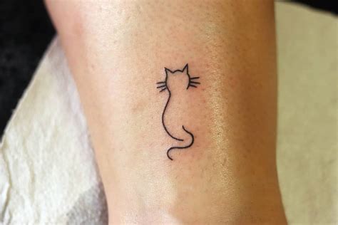 Top 61+ Best Simple Cat Tattoo Ideas - [2021 Inspiration Guide]