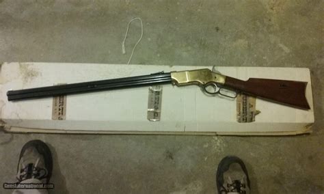 Uberti Brass Frame 1860 Henry Rifle In Original Box