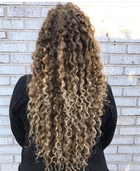 How to curl your hair without a curling iron. Pin by Trevorgoldberg28 on Iovely ladies 3.0 | Long curls ...