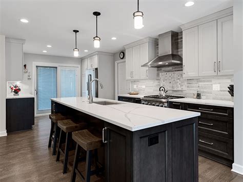 Kitchen cabinets best way to provide a modern look to your kitchen is by installing good quality wooden kitchen cabinets like antique white kitchen these are cabinets that are already built and finished. What Colors of Kitchen Cabinets Are Timeless? | Timeless ...