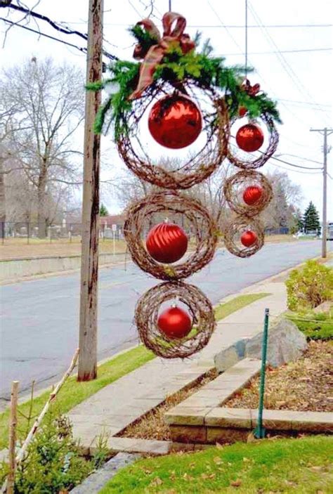 30 Cheap Outdoor Christmas Decorations