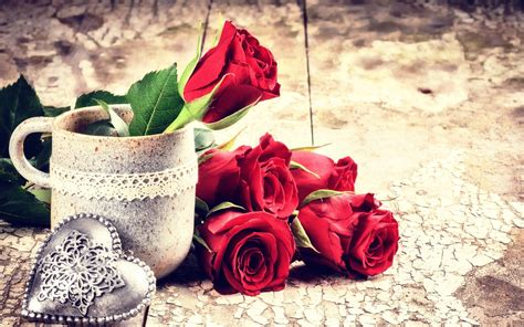 58 9 sky blue partly cloudy. Red Rose Heart Wallpaper (53+ images)